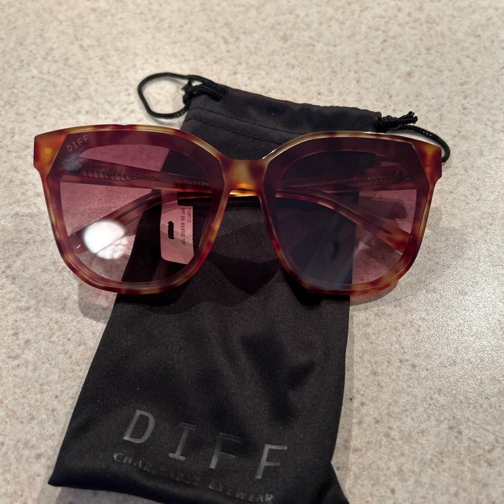 New with tags DIFF gia sunglasses.